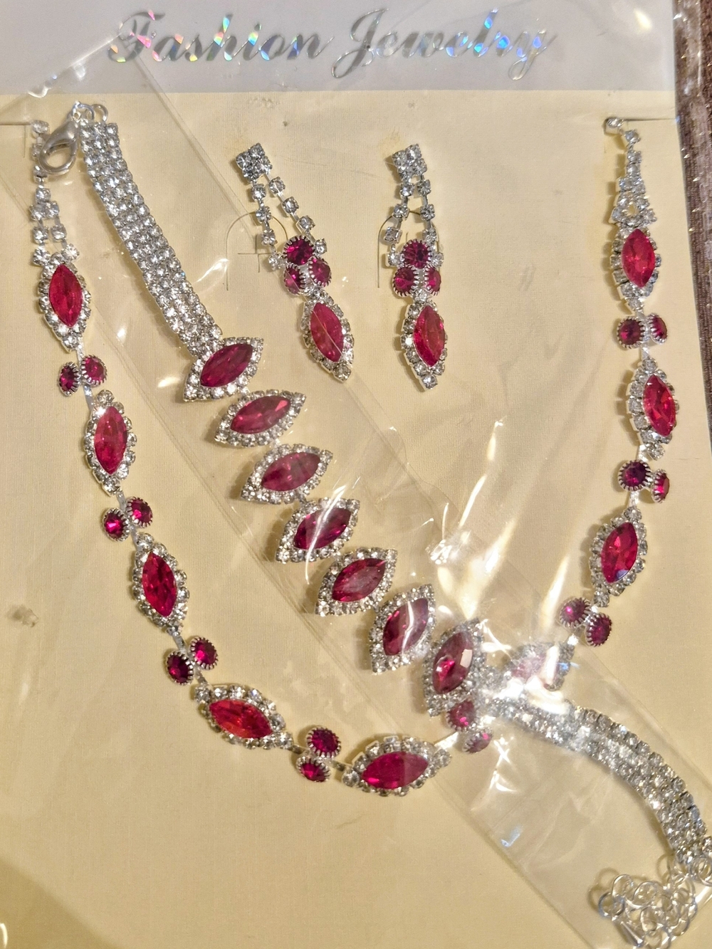 Fashion Jewelry Silver Necklace and Earrings with Fuchsia Stones